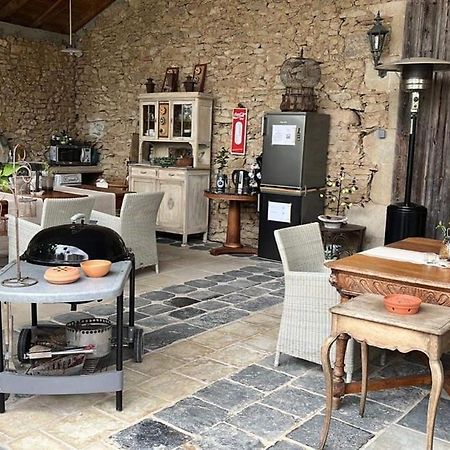 En Bord De Riviere Bed & Breakfast Casseneuil Exterior photo