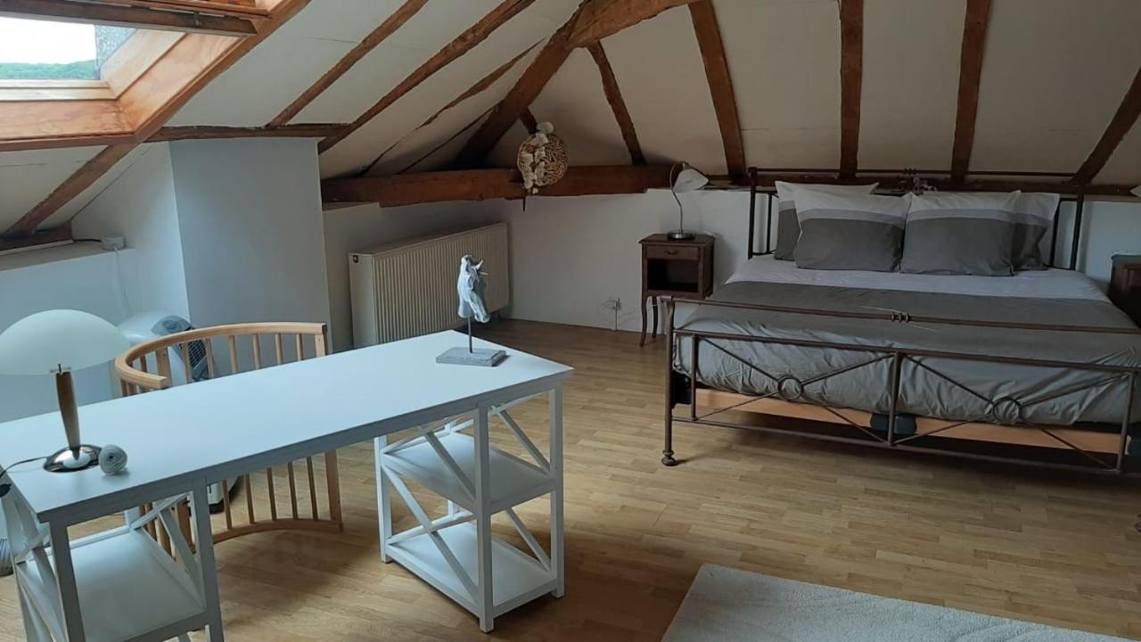 En Bord De Riviere Bed & Breakfast Casseneuil Exterior photo