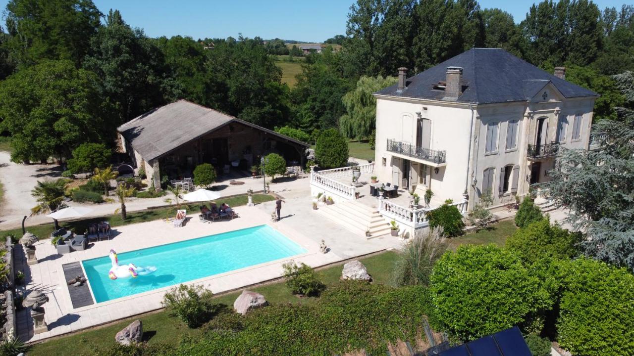 En Bord De Riviere Bed & Breakfast Casseneuil Exterior photo