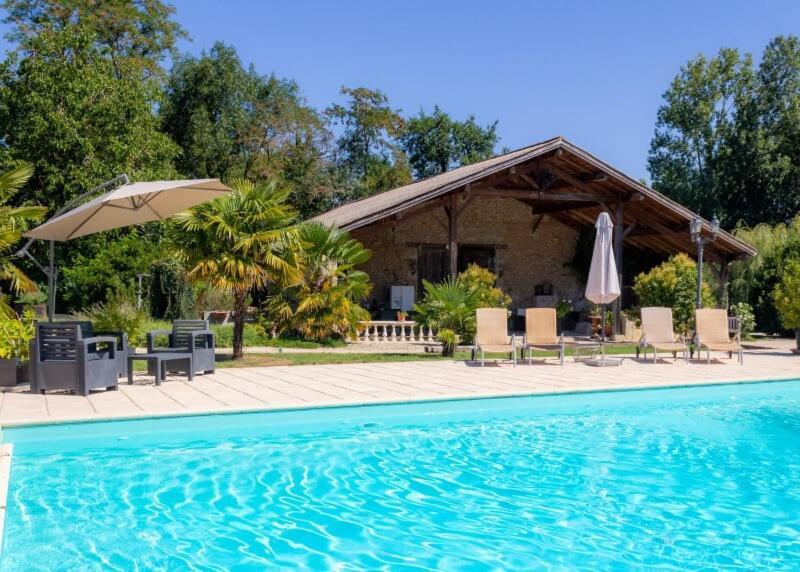 En Bord De Riviere Bed & Breakfast Casseneuil Exterior photo